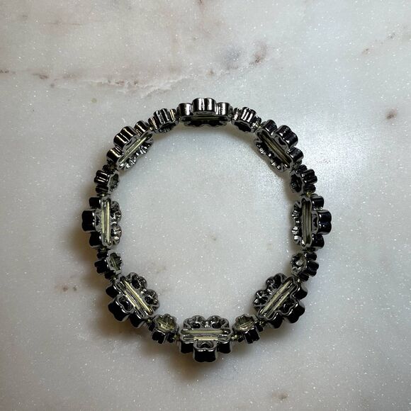 Charming Charlie Black And Silver Flower Stretch Bracelet - Picture 4 of 5